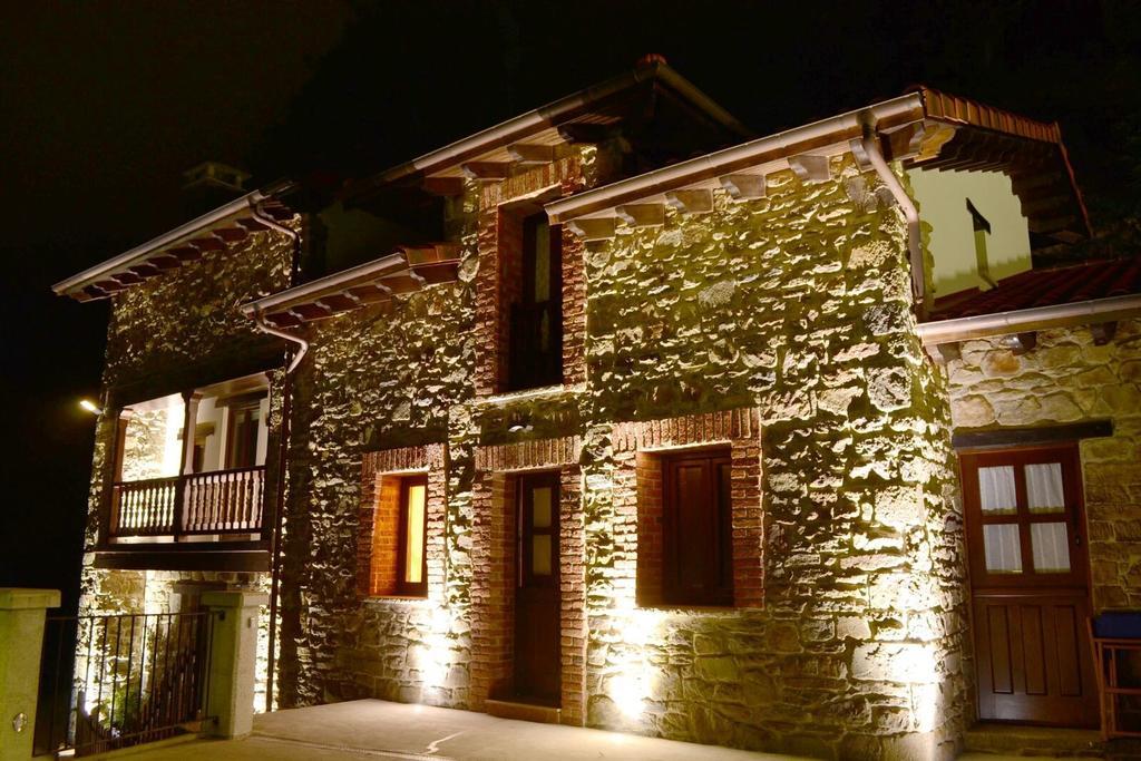Casa Rural Manuel De Pepa Xuaca Tuilla Exterior photo