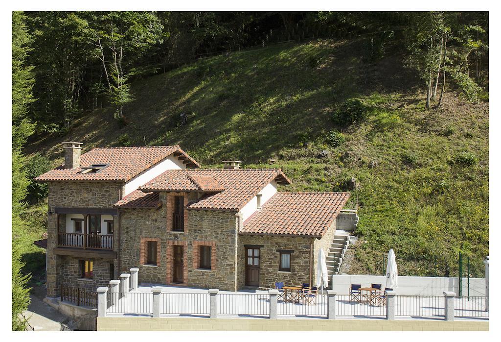 Casa Rural Manuel De Pepa Xuaca Tuilla Exterior photo